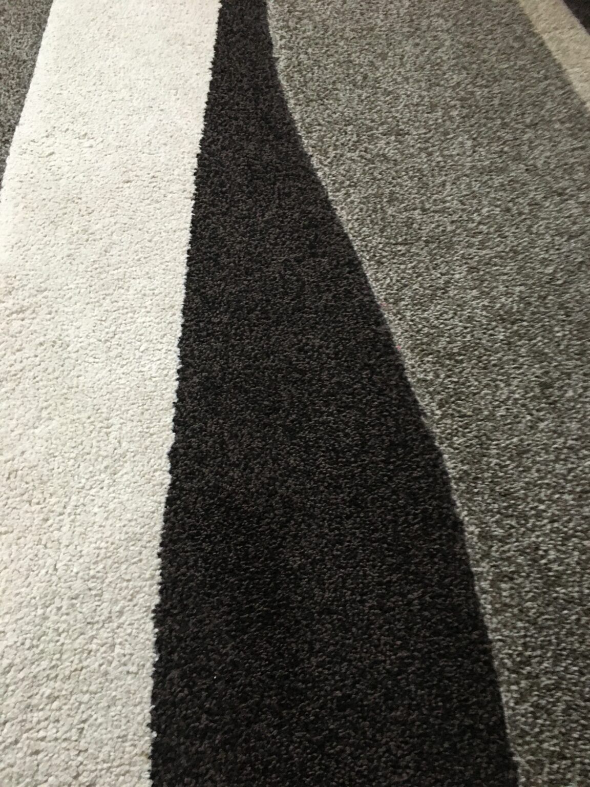 I Tried These 7 Tricks to Get Rid of Cat Hair (This is What Happened